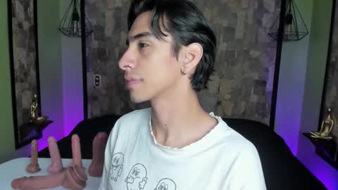 UYUKIE online show from October 8, 2025, 11:30 am