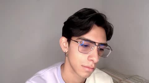 Uki online show from November 28, 2025, 9:45 am