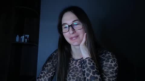 Valensiya online show from March 19, 2026, 9:41 pm