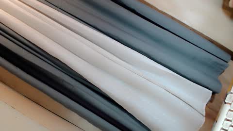 JESS - DONT FORGET TO FOLLOW ME AND GIVE ME THUMBS UP online show from September 30, 2025, 1:27 pm