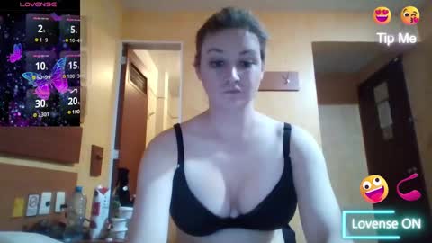 Snapshot of vagimosa chatting on March 11, 2025, 11:26 pm vagimosa online show from March 11, 2025, 11:26 pm