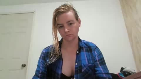 Snapshot of vagimosa chatting on September 19, 2025, 11:27 pm vagimosa online show from September 19, 2025, 11:27 pm