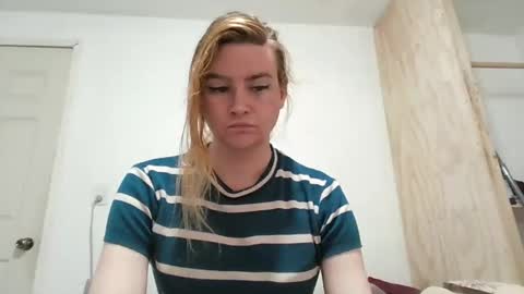 Snapshot of vagimosa chatting on October 4, 2025, 3:04 am vagimosa online show from October 4, 2025, 3:04 am