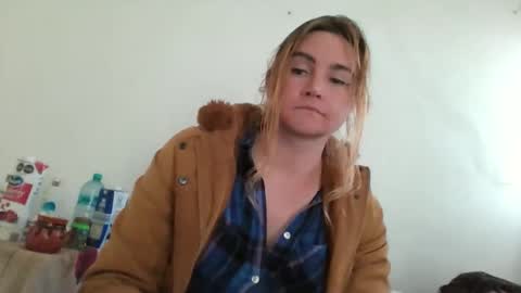 Snapshot of vagimosa chatting on December 16, 2025, 9:31 pm vagimosa online show from December 16, 2025, 9:31 pm