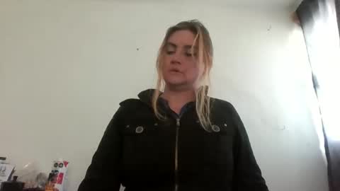 Snapshot of vagimosa chatting on February 15, 2026, 9:55 pm vagimosa online show from February 15, 2026, 9:55 pm