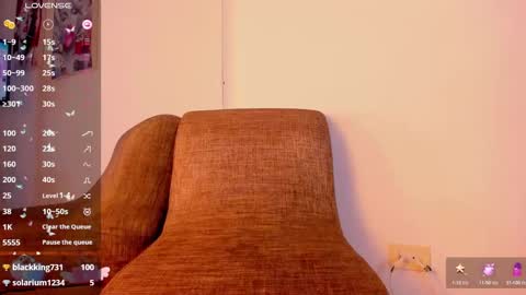 Vahiolet smith online show from January 18, 2025, 3:49 pm