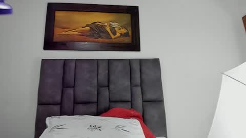 Vahiolet smith online show from January 14, 2026, 3:45 am