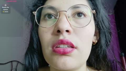 Vainilla online show from April 21, 2026, 2:51 am