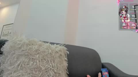 vainilla_heart online show from October 8, 2025, 3:04 am