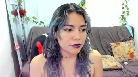 Vaiolet1314 online show from February 24, 2026, 12:41 am