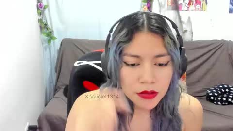 Vaiolet1314 online show from March 4, 2026, 2:06 am