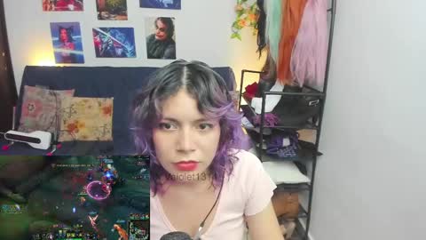 Vaiolet1314 online show from April 18, 2026, 1:20 am