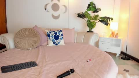 Valery online show from April 18, 2026, 1:04 pm