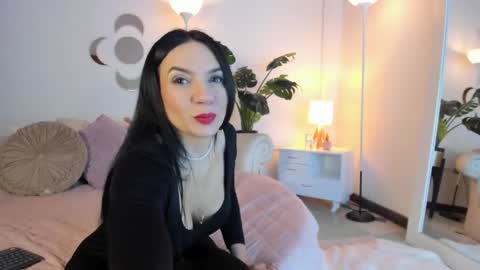 Snapshot of valeerywilliams chatting on May 15, 2026, 12:12 pm Valery online show from May 15, 2026, 12:12 pm
