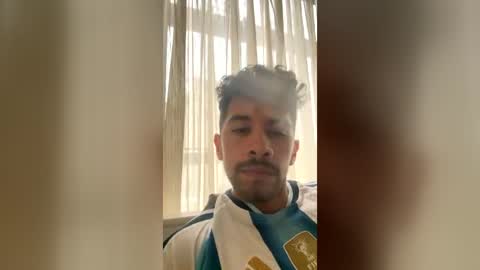 Snapshot of valen_fit chatting on July 23, 2026, 6:28 pm Valentin Fit online show from July 23, 2026, 6:28 pm