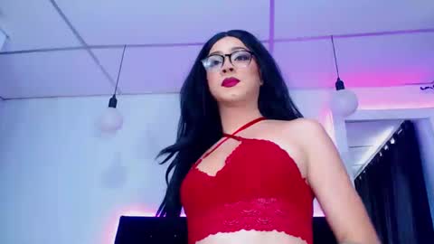 valen_foxxx online show from January 14, 2025, 7:53 pm
