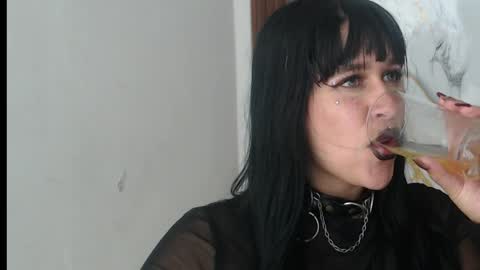 valen_ross7 online show from April 16, 2026, 5:58 pm