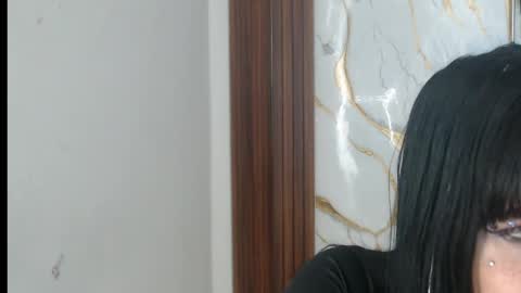 valen_ross7 online show from April 19, 2026, 2:38 pm