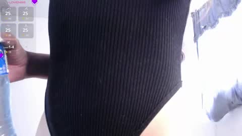 IG-valen mendoza99  twitter valenthompson99 online show from March 14, 2026, 6:13 pm