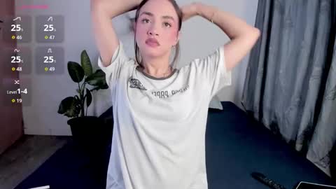 Snapshot of valen_thompson chatting on June 12, 2026, 11:57 pm IG-valen mendoza99 twitter valenthompson99 online show from June 12, 2026, 11:57 pm