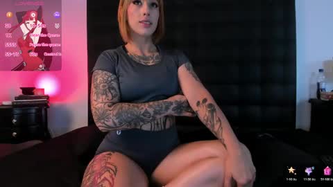 Snapshot of valengray chatting on June 1, 2026, 12:18 pm Valen online show from June 1, 2026, 12:18 pm