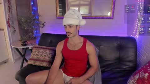 valentin_hoffman online show from December 13, 2024, 12:50 pm