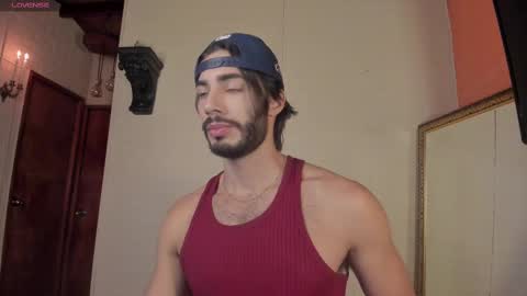 valentin_hoffman online show from February 28, 2025, 11:58 am