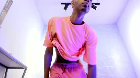 VALENTIN  online show from April 15, 2026, 3:02 am