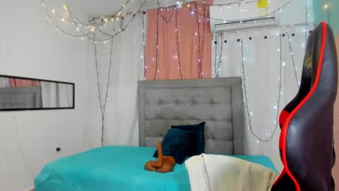 Valentina online show from February 14, 2025, 3:54 am