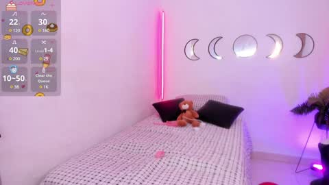 VALENTINA GAVIRIA online show from December 5, 2024, 5:26 am