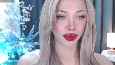 Amanda online show from May 19, 2026, 10:10 am