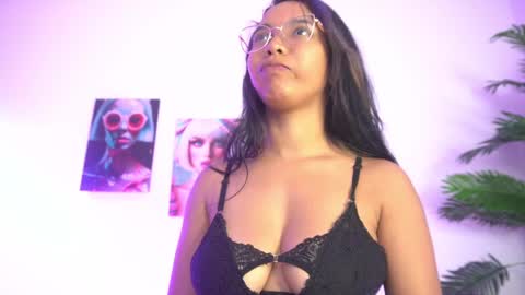 VALENTINA online show from September 9, 2025, 11:32 am