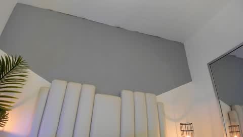 VALENTINA  online show from December 31, 2024, 5:00 am