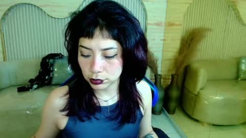 Valentina online show from April 7, 2026, 3:07 am