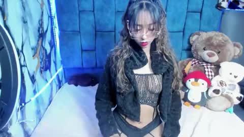 valentinaklean1 online show from April 21, 2026, 4:30 am