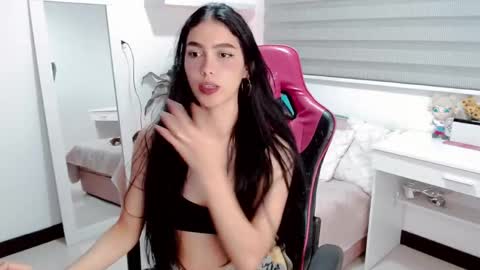 Snapshot of valentinasweet_ chatting on May 3, 2026, 12:38 am Valentina online show from May 3, 2026, 12:38 am