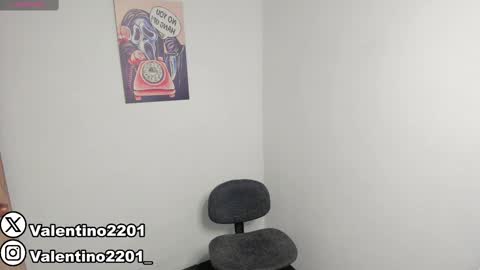 Snapshot of valentino2201 chatting on March 6, 2025, 1:05 am valentino online show from March 6, 2025, 1:05 am