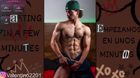 Snapshot of valentino2201 chatting on December 20, 2025, 1:23 am valentino online show from December 20, 2025, 1:23 am