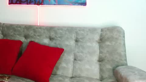 Nick online show from November 19, 2025, 12:38 pm