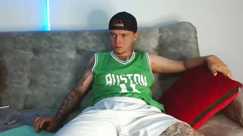 Nick online show from December 4, 2025, 3:43 pm