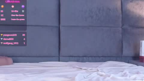 valentino moon online show from March 3, 2025, 9:22 am