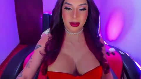 valeri_hilton online show from September 19, 2025, 11:27 pm