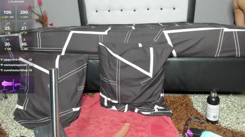 Snapshot of valeri_hurtado chatting on December 4, 2024, 5:38 am Valeria online show from December 4, 2024, 5:38 am