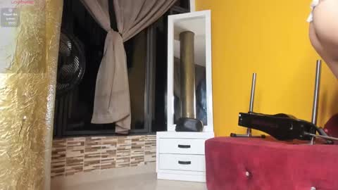 Snapshot of valeri_hurtado chatting on November 5, 2025, 3:17 am Valeria online show from November 5, 2025, 3:17 am