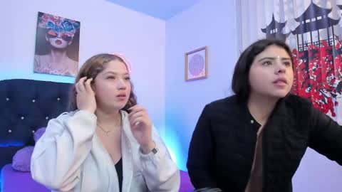 Valeria and Zoe online show from March 3, 2026, 2:23 pm