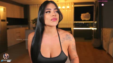 valeria_orozco online show from December 7, 2024, 11:23 pm