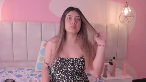 valeria_rouse28 online show from November 2, 2025, 3:58 pm