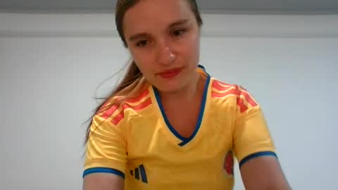 Snapshot of valeriafrannco chatting on July 7, 2026, 4:48 am valeriafrannco online show from July 7, 2026, 4:48 am