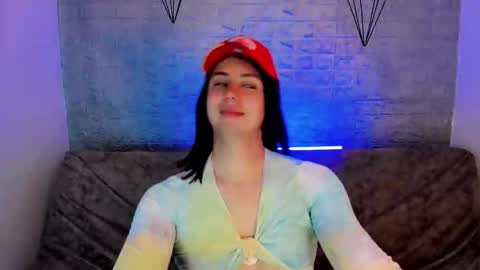 valeriagill_ online show from May 14, 2026, 11:22 pm