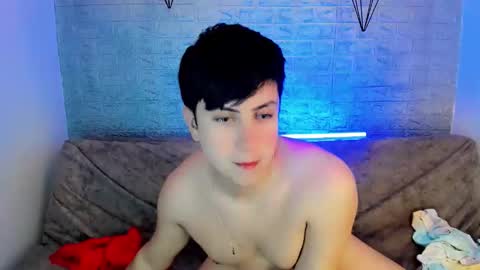valeriagill_ online show from May 16, 2026, 11:03 pm